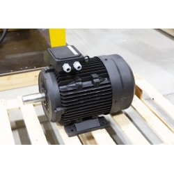 Elektrimootor 7500W/380V 2800rpm OUTLET